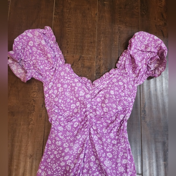 Like New Lavender Puff Sleeve Mini Dress Size Small - Picture 11 of 12
